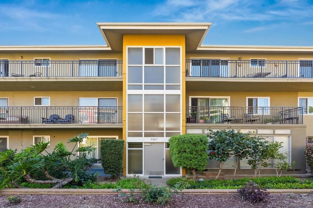 Image 29 of property listing at 5367 La Jolla Blvd 60, La Jolla, CA 92037