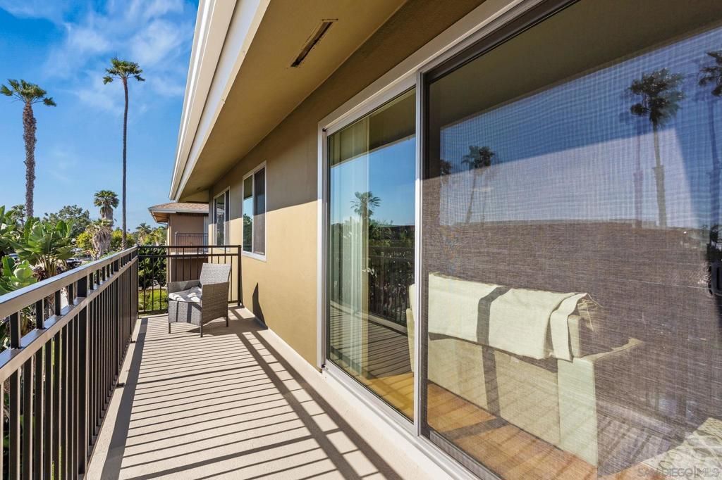 Image 36 of property listing at 5367 La Jolla Blvd 60, La Jolla, CA 92037