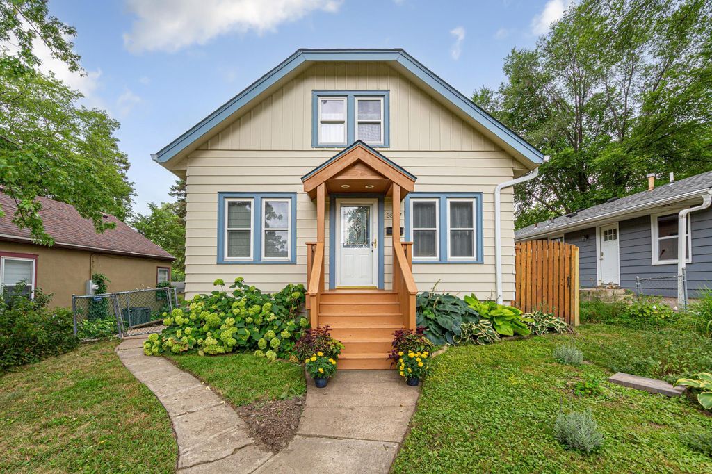 3807 27th Avenue N, Robbinsdale, MN 55422 — exterior