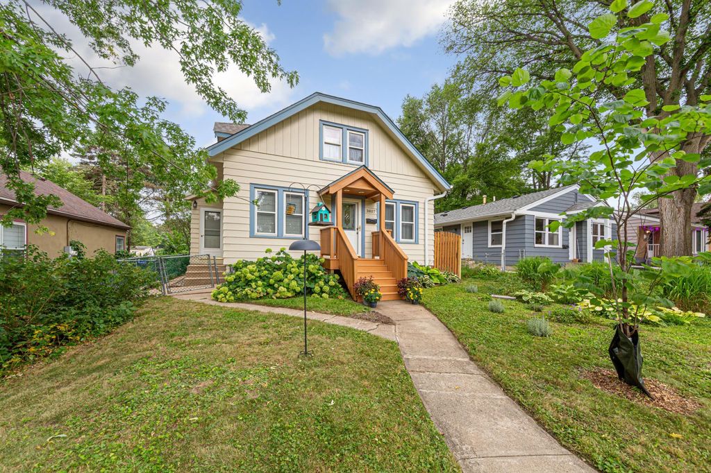 3807 27th Avenue N, Robbinsdale, MN 55422 — photo 2