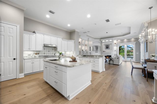 902 JOHNS POINT DRIVE, Winter Garden, FL 34787