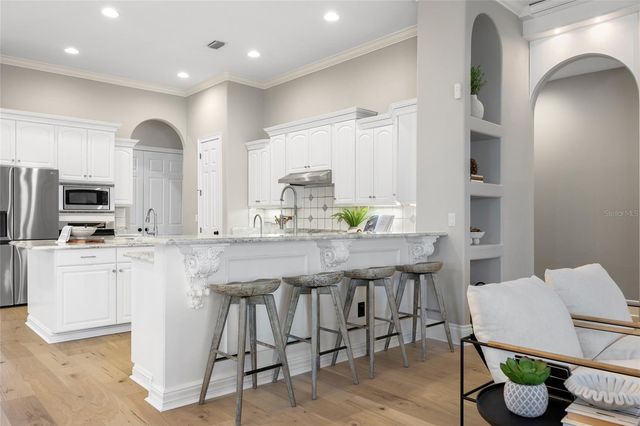 902 JOHNS POINT DRIVE, Winter Garden, FL 34787