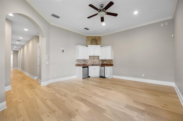902 JOHNS POINT DRIVE, Winter Garden, FL 34787