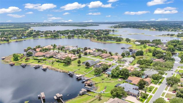 902 JOHNS POINT DRIVE, Winter Garden, FL 34787