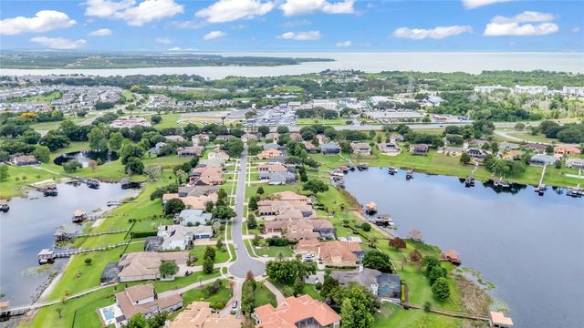 902 JOHNS POINT DRIVE, Winter Garden, FL 34787