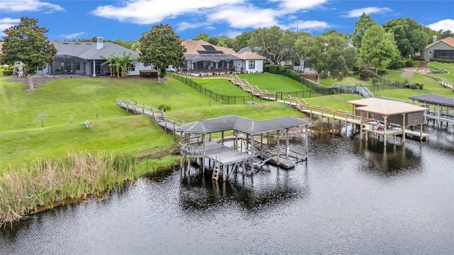 902 JOHNS POINT DRIVE, Winter Garden, FL 34787