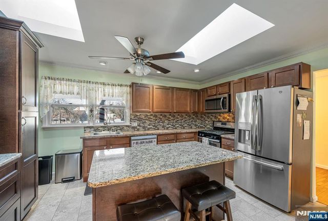 4 Lynn Court, Lincoln Park Borough, NJ 07035