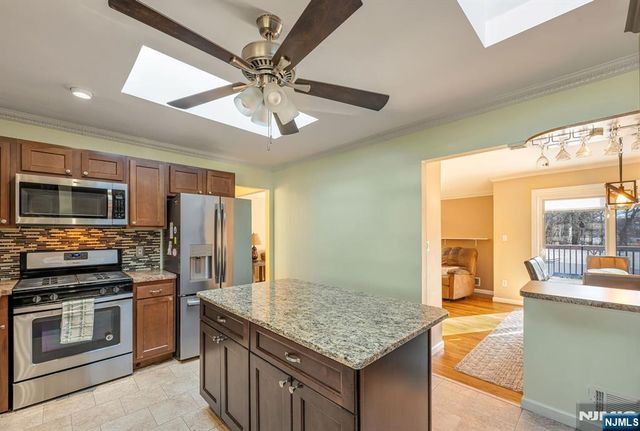 4 Lynn Court, Lincoln Park Borough, NJ 07035