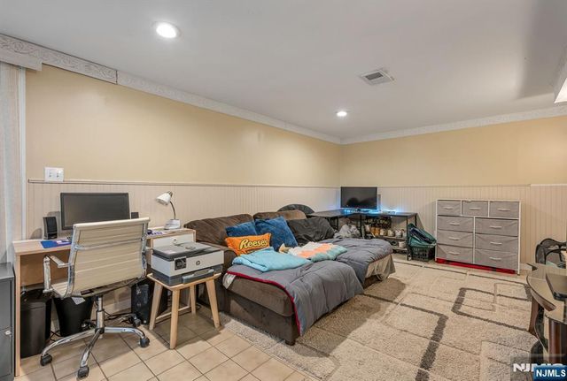 4 Lynn Court, Lincoln Park Borough, NJ 07035