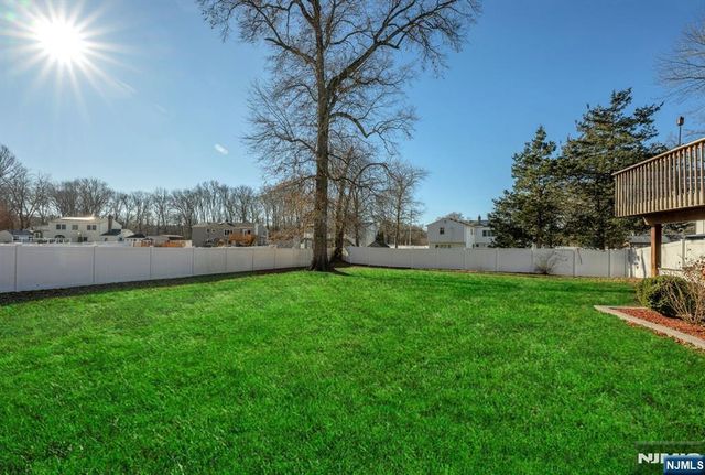 4 Lynn Court, Lincoln Park Borough, NJ 07035