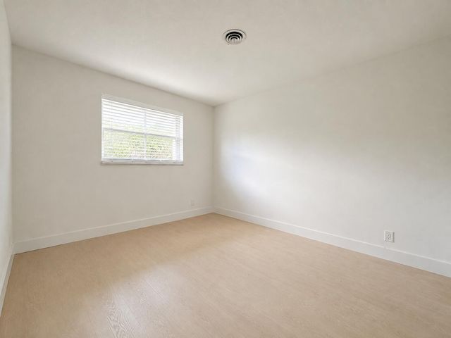 10873 MAGNOLIA Street, Palm Beach Gardens, FL 33418
