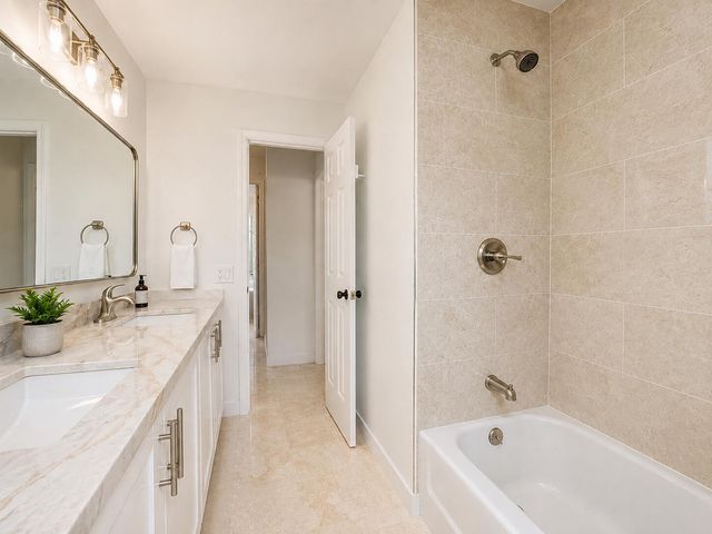 10873 MAGNOLIA Street, Palm Beach Gardens, FL 33418