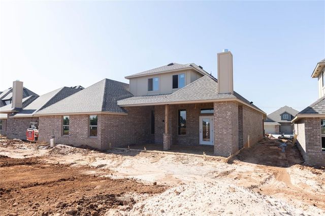 9213 NW 86th Street, Yukon, OK 73099