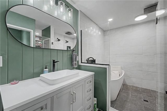 3 London Drive, Bella Vista, AR 72715