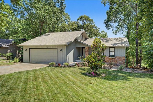 3 London Drive, Bella Vista, AR 72715