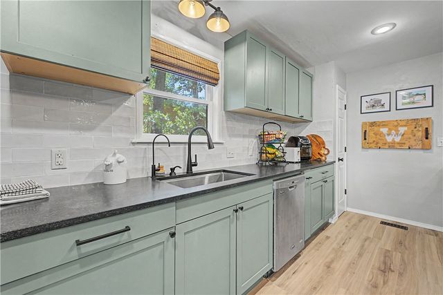 3 London Drive, Bella Vista, AR 72715