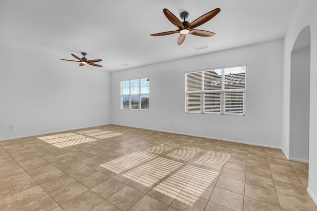 162 Paseo Bravo, Palm Desert, CA 92211