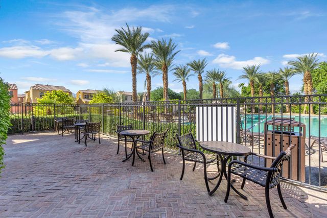 162 Paseo Bravo, Palm Desert, CA 92211