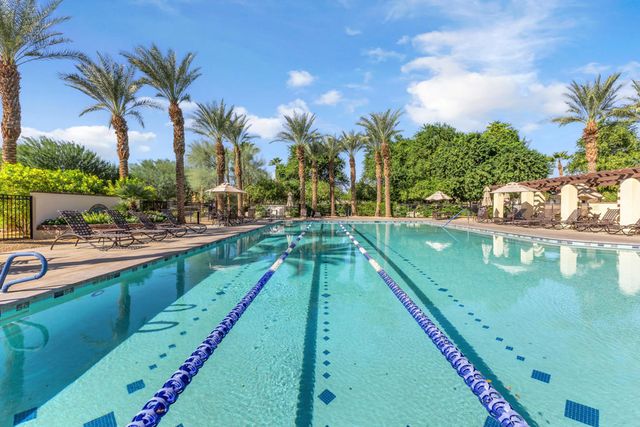 162 Paseo Bravo, Palm Desert, CA 92211