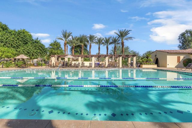 162 Paseo Bravo, Palm Desert, CA 92211