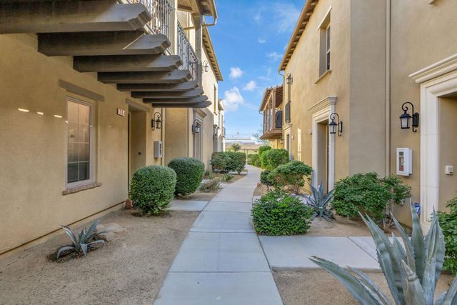 162 Paseo Bravo, Palm Desert, CA 92211
