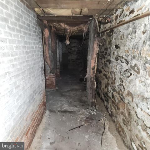 221 CEDAR ST, Tamaqua, PA 18252