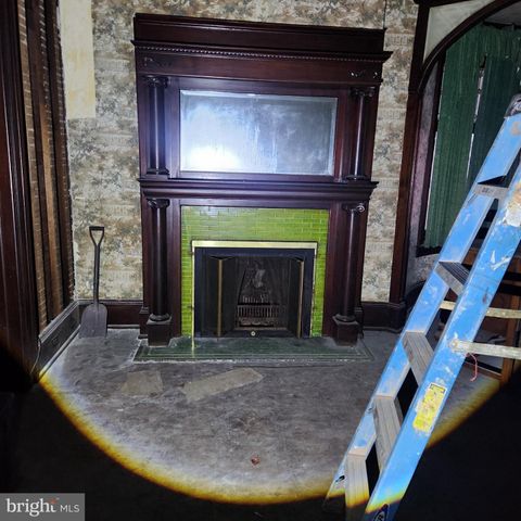 221 CEDAR ST, Tamaqua, PA 18252