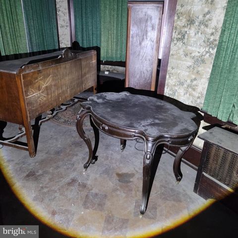 221 CEDAR ST, Tamaqua, PA 18252