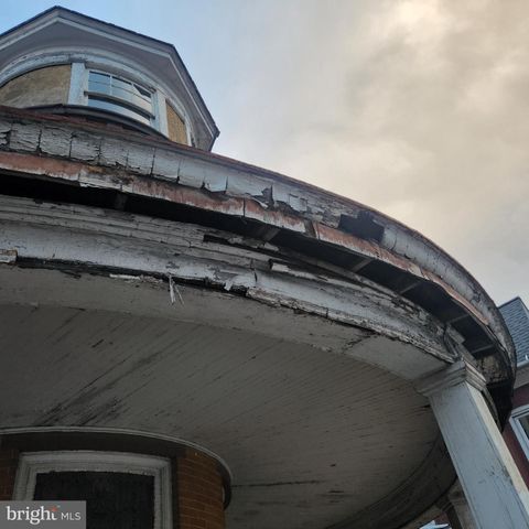 221 CEDAR ST, Tamaqua, PA 18252