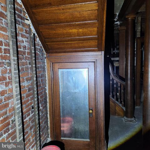 221 CEDAR ST, Tamaqua, PA 18252