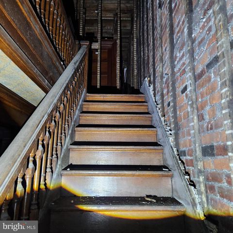 221 CEDAR ST, Tamaqua, PA 18252