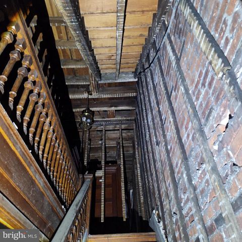 221 CEDAR ST, Tamaqua, PA 18252