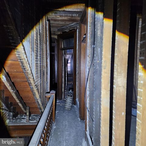 221 CEDAR ST, Tamaqua, PA 18252