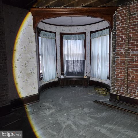 221 CEDAR ST, Tamaqua, PA 18252