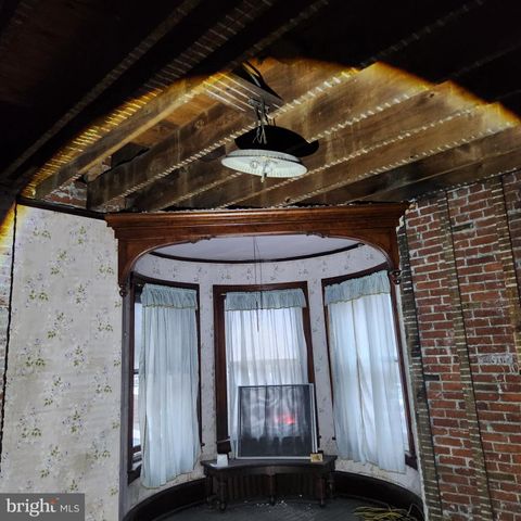 221 CEDAR ST, Tamaqua, PA 18252