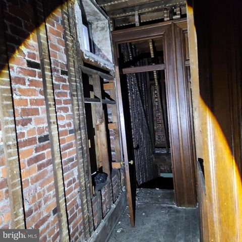 221 CEDAR ST, Tamaqua, PA 18252