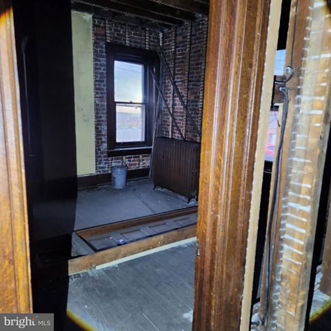 221 CEDAR ST, Tamaqua, PA 18252