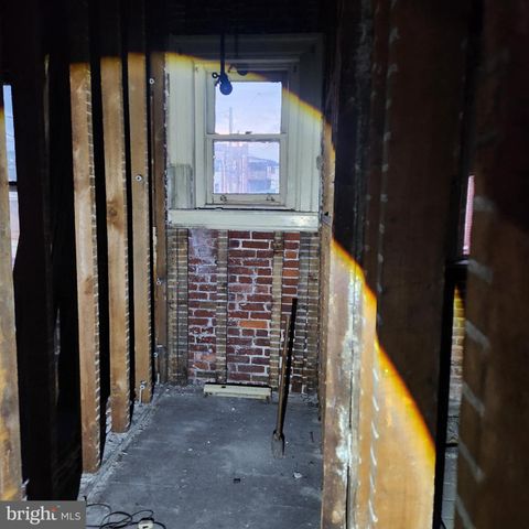 221 CEDAR ST, Tamaqua, PA 18252