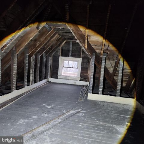 221 CEDAR ST, Tamaqua, PA 18252