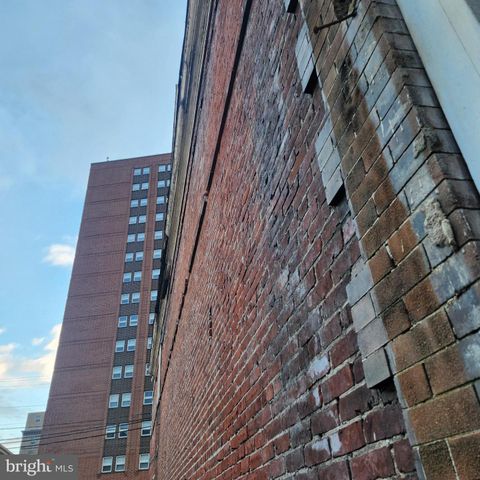 221 CEDAR ST, Tamaqua, PA 18252