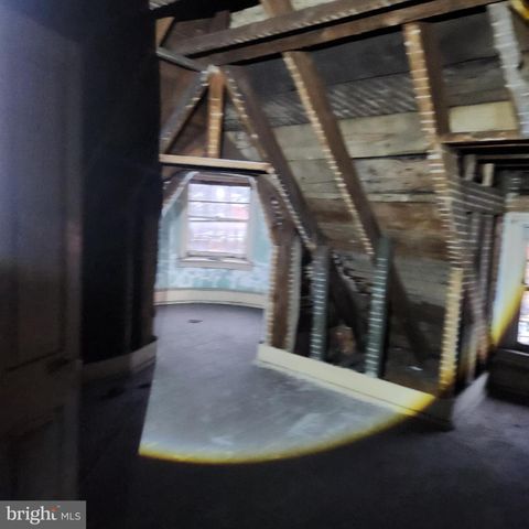 221 CEDAR ST, Tamaqua, PA 18252