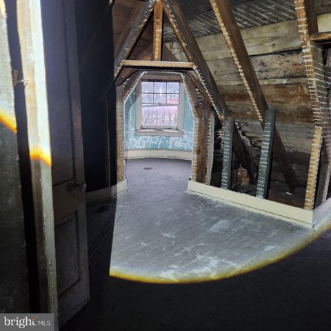 221 CEDAR ST, Tamaqua, PA 18252