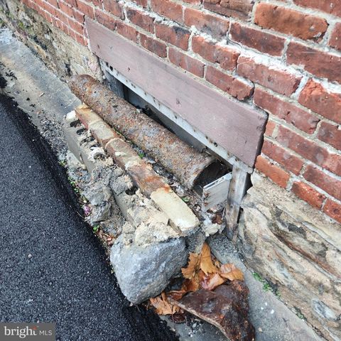 221 CEDAR ST, Tamaqua, PA 18252