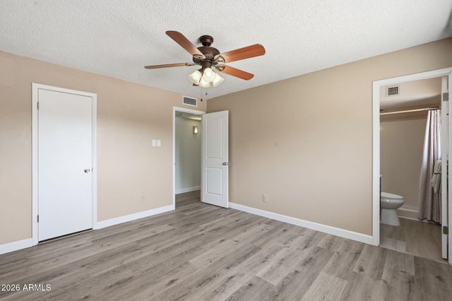 3525 W Crocus Drive W, Phoenix, AZ 85053