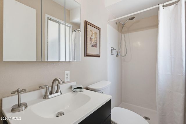 3525 W Crocus Drive W, Phoenix, AZ 85053