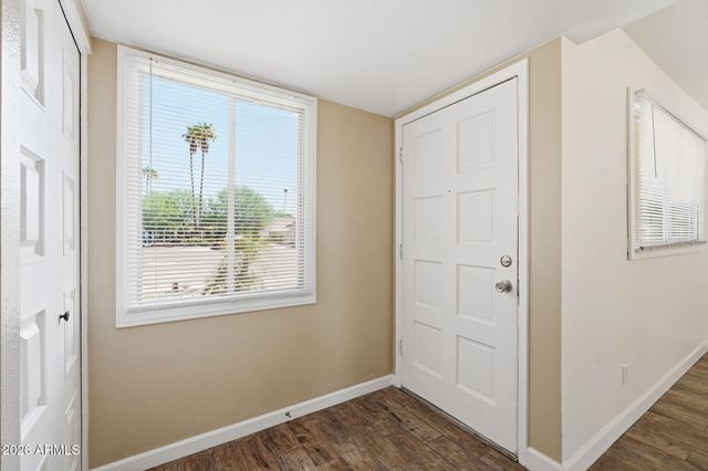 3525 W Crocus Drive W, Phoenix, AZ 85053