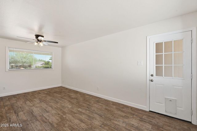 3525 W Crocus Drive W, Phoenix, AZ 85053