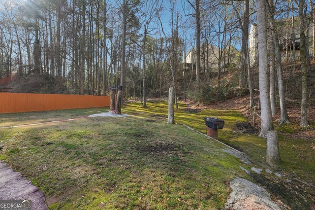 111 Bainbridge Court, Dallas, GA 30132