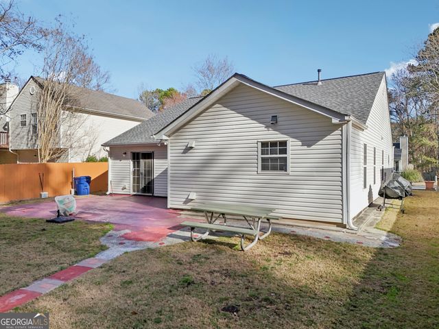 111 Bainbridge Court, Dallas, GA 30132