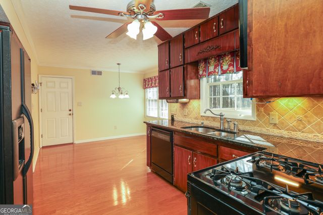 120 Fontaine Way, Fayetteville, GA 30215